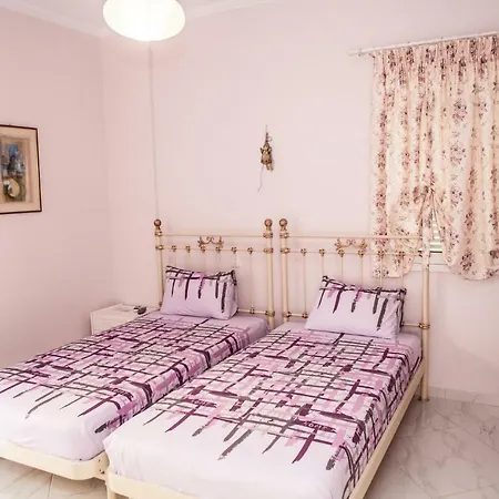 Plagia's Sunset Apartment Exanthia