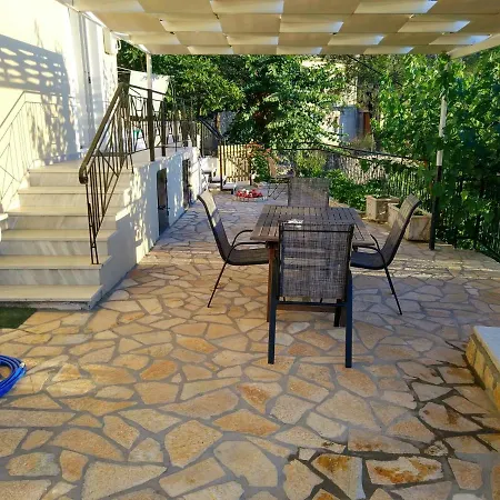 Apartment Plagia's Sunset Exanthia