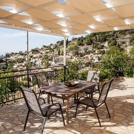 Plagia's Sunset Apartment Exanthia