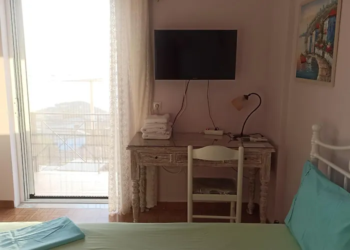Plagia's Sunset Апартаменты